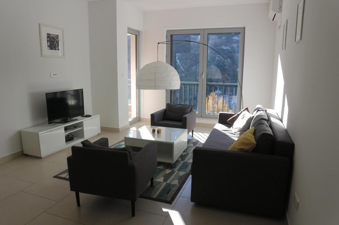 Lavender Bay Apartments D3 Or D5 I By Andreas Crivellaro Morinj Bagian luar foto